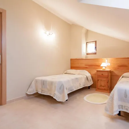 Сasa de vacaciones Holiday Duplex La Hayuela